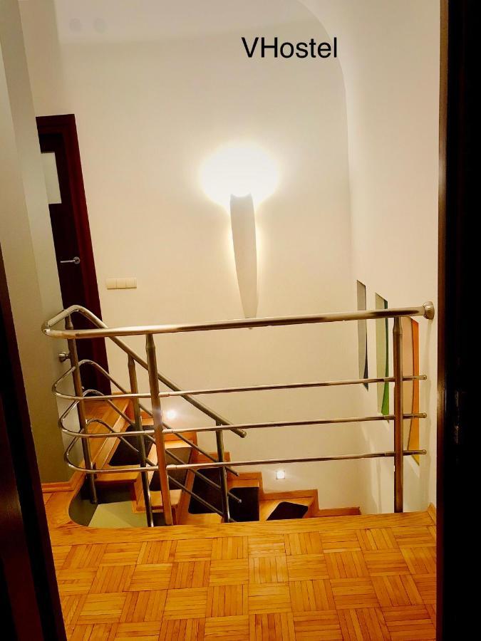 V Hostel Warszawa Exteriör bild