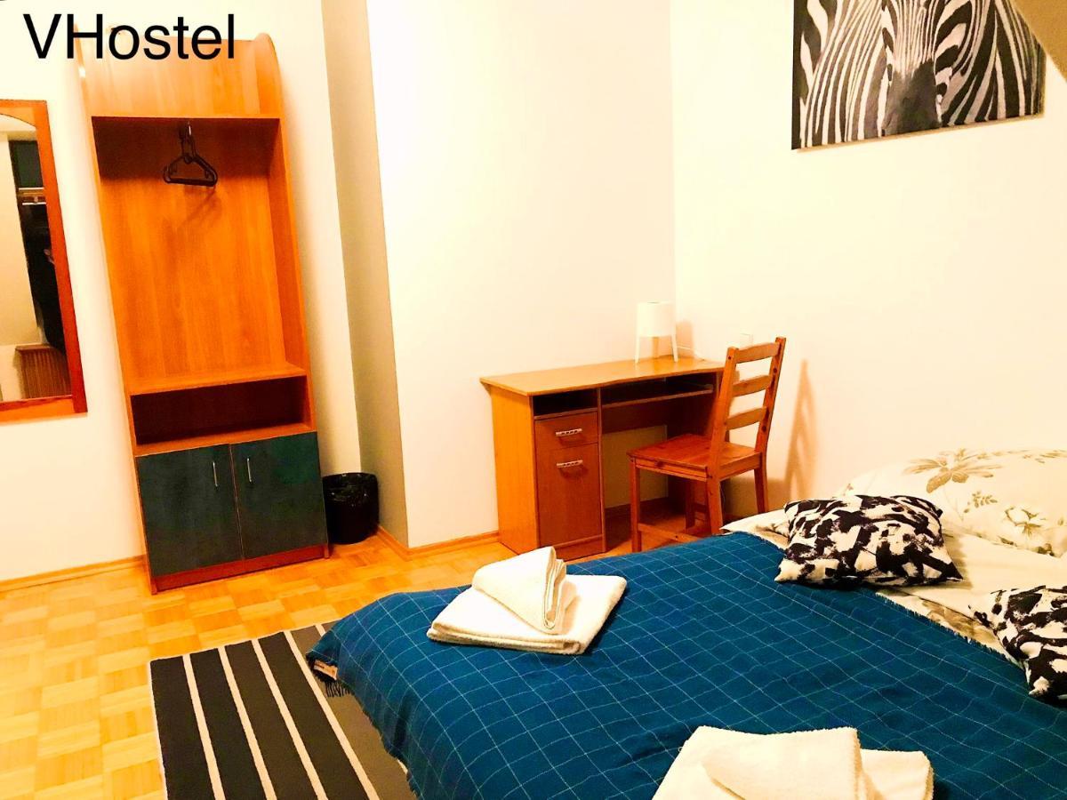 V Hostel Warszawa Exteriör bild