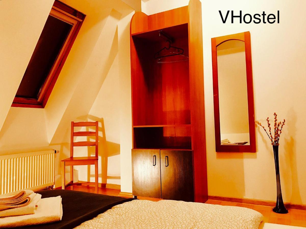 V Hostel Warszawa Exteriör bild